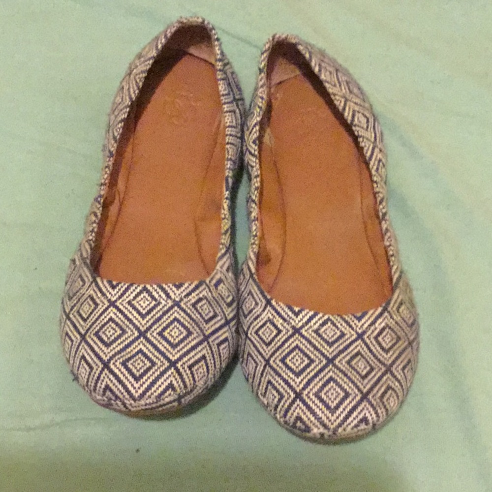 Ann Taylor Brocade Flats in Size 9